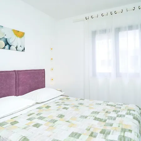 With A Parking Space Stari Grad, Hvar - 18458 Apartment