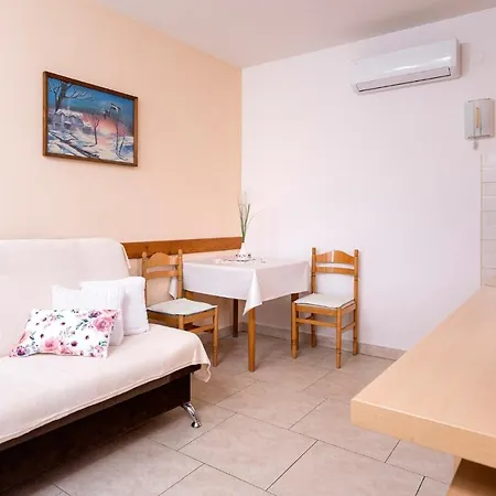With A Parking Space Stari Grad, Hvar - 18458 Apartment
